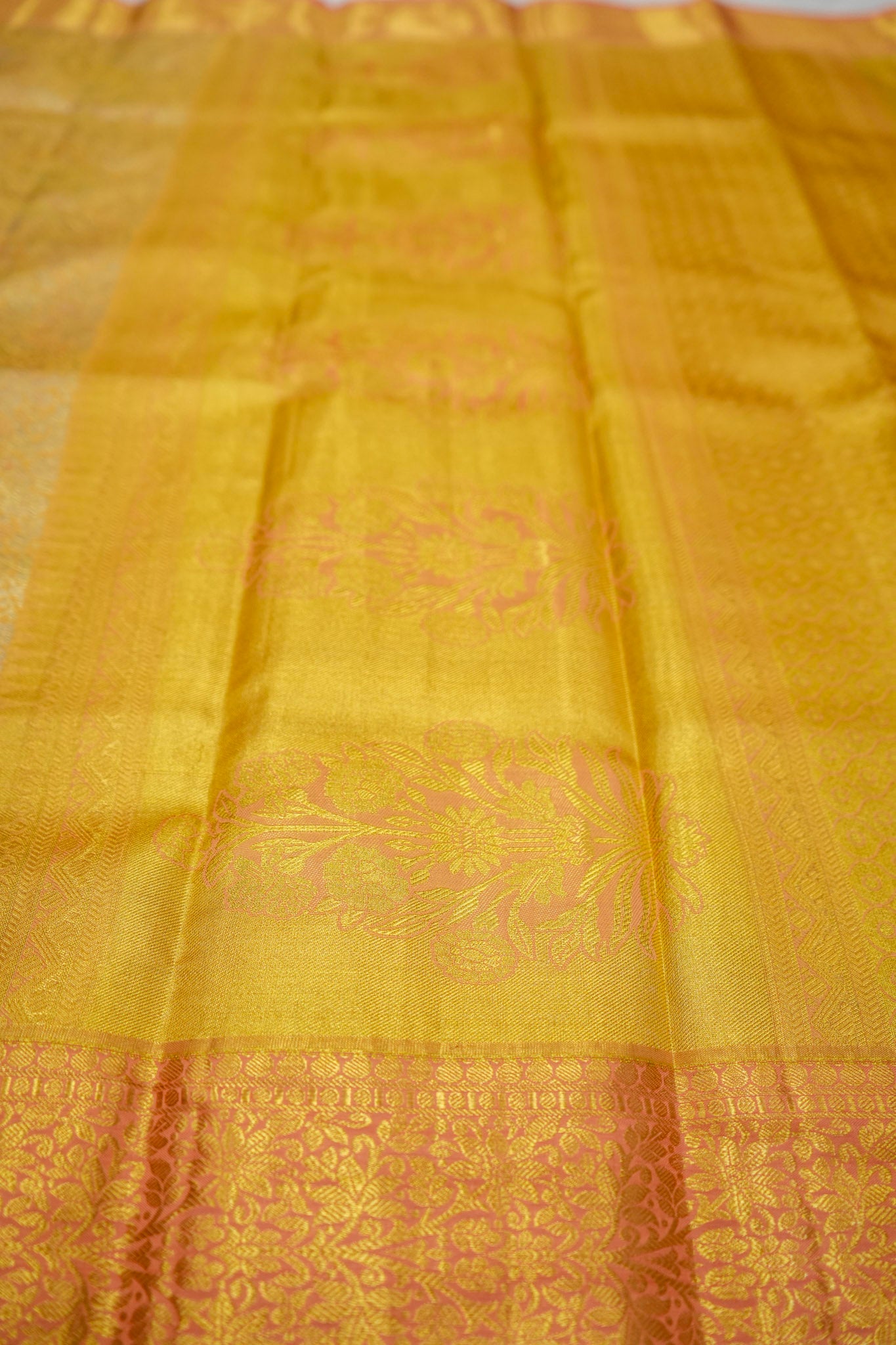 Semi Silk- Gold