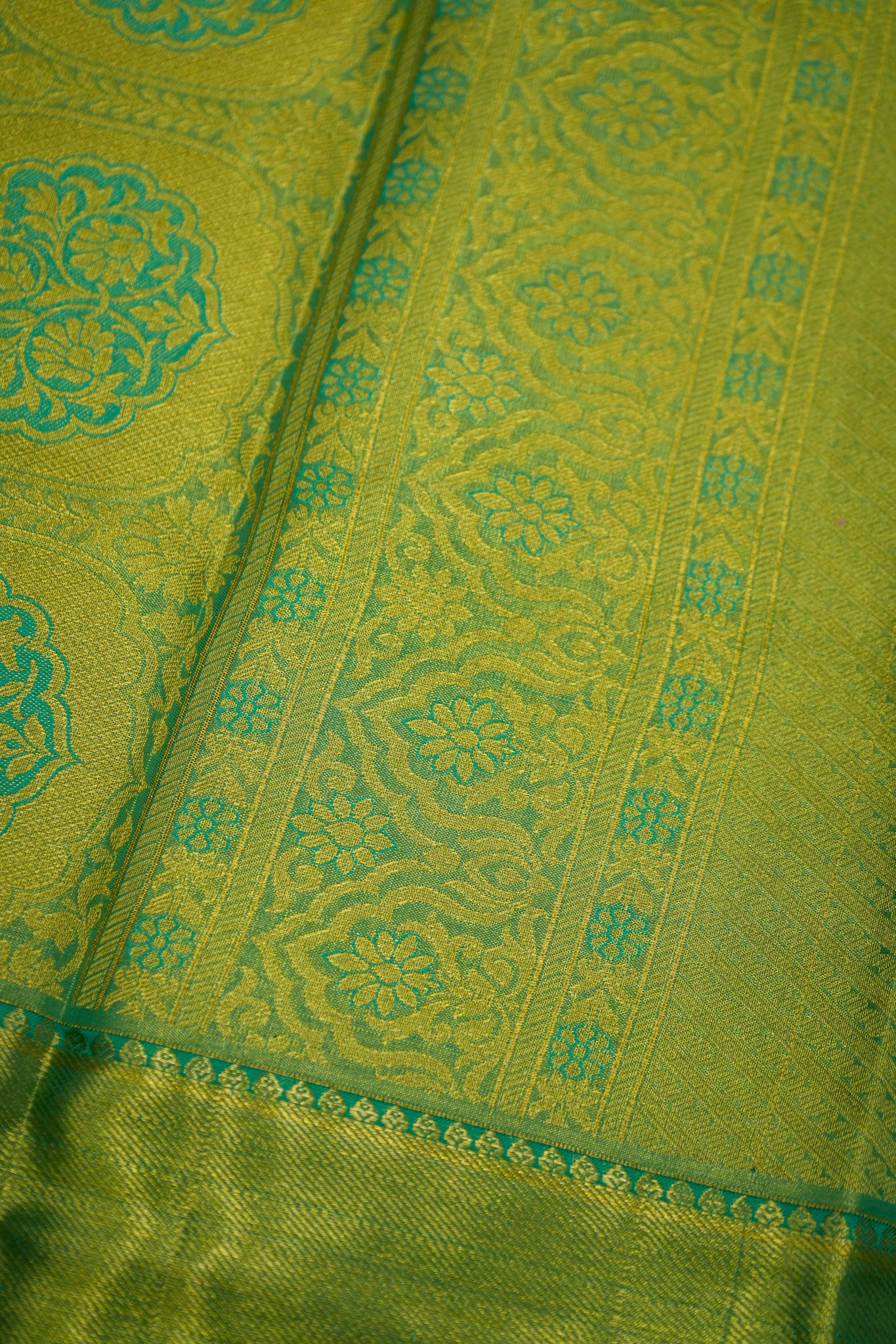 Semi Silk- Gold