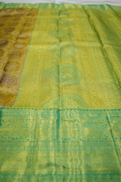 Semi Silk- Bottle Green